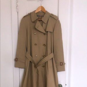 COPY - Burberry Trench